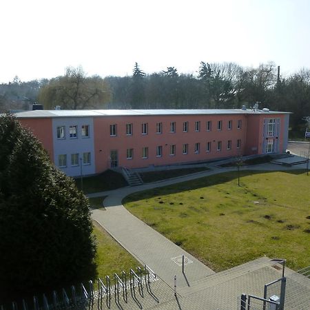 Sport Tourist Hostel Weißenfels Buitenkant foto