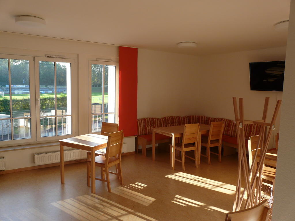 Sport Tourist Hostel Weißenfels Buitenkant foto