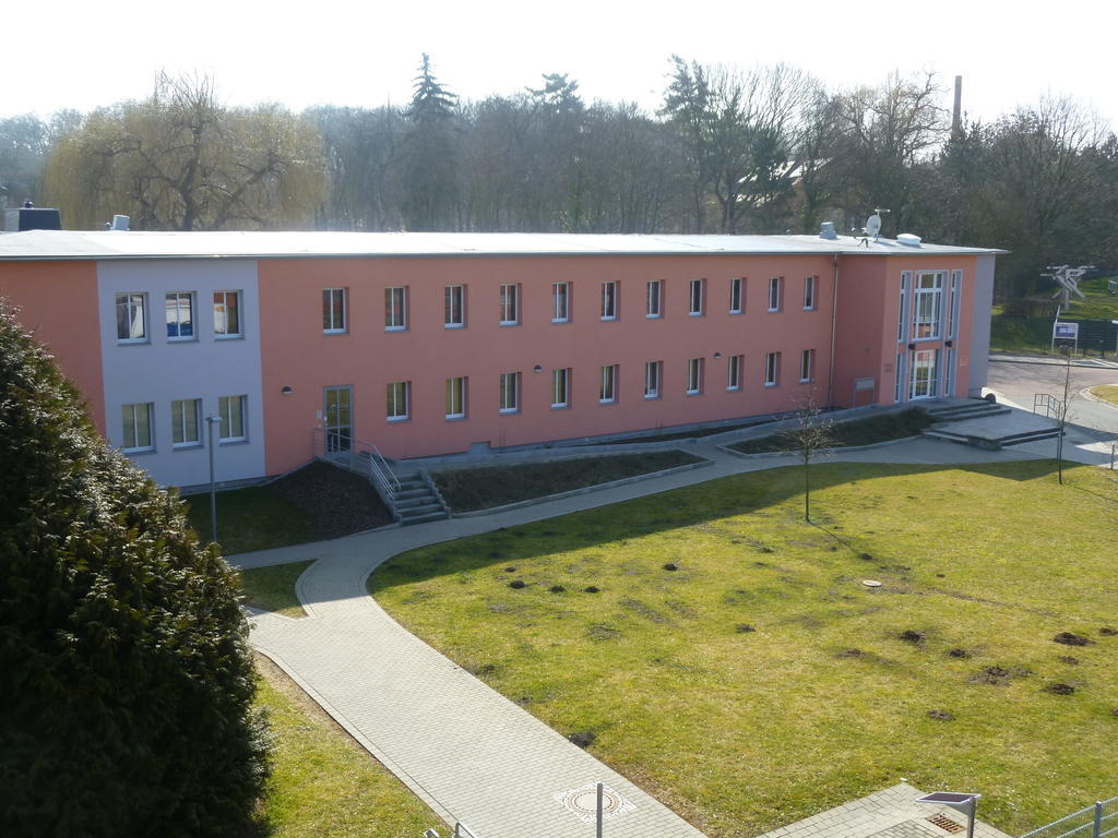Sport Tourist Hostel Weißenfels Buitenkant foto