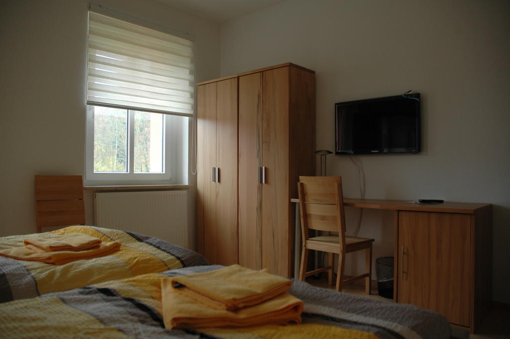 Sport Tourist Hostel Weißenfels Kamer foto